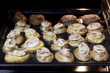 Similar image 1010977