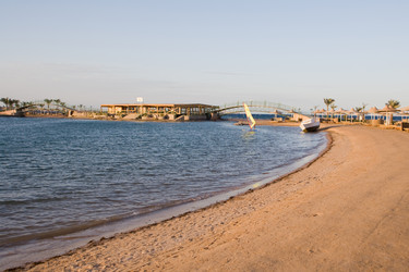 Similar image 1013988