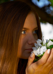 Similar image 1015436