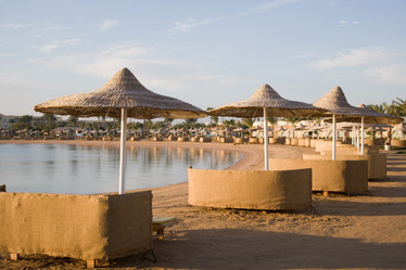 Similar image 1016046