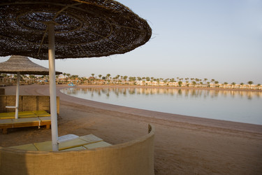 Similar image 1016170