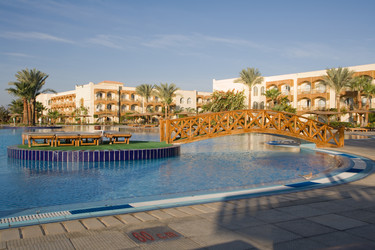 Similar image 1017141