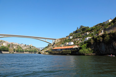 Similar image 1017840