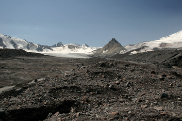 Similar image 1018139