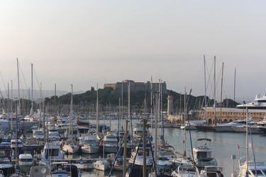 Similar image 1018584