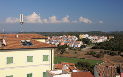 Similar image 1038382