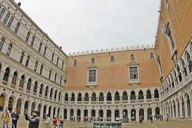 Similar image 1041410