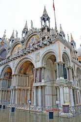 Similar image 1042215