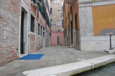 Similar image 1042222