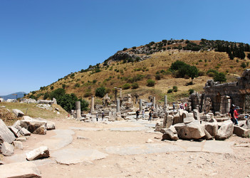 Similar image 1044098