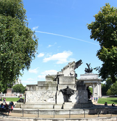 Similar image 1046306