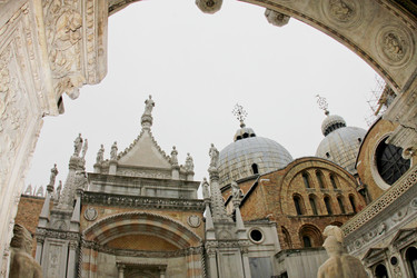 Similar image 1046706