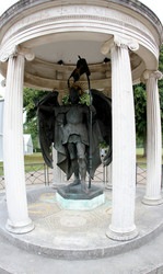 Similar image 1075140