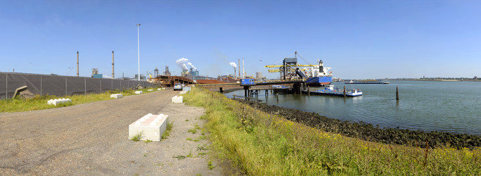 Similar image 1099380