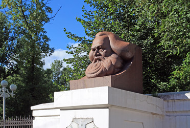 Similar image 1143353