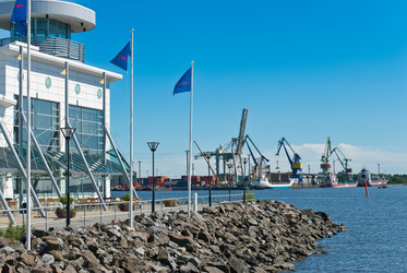 Similar image 1147106