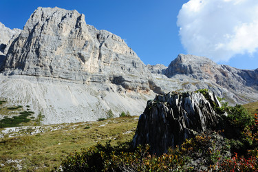 Similar image 1187185