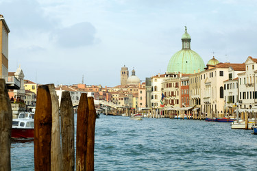 Similar image 1187811