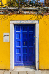 Similar image 1200075