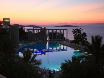 Similar image 1205110