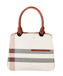 Similar image 1205137