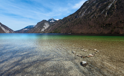 Similar image 1213037