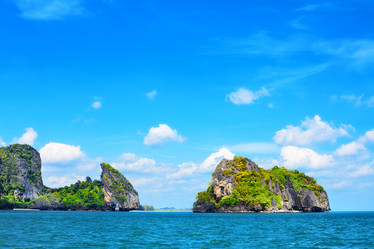 Similar image 1213844