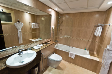 Similar image 1214332