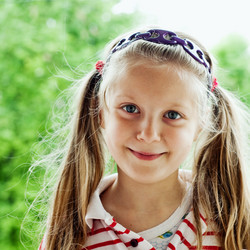 Similar image 1221120