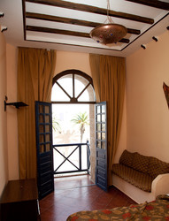 Similar image 1236356