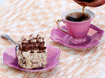 Similar image 1243040