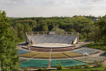 Similar image 1243940