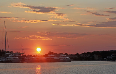 Similar image 1320815