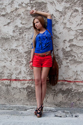 Similar image 1322136