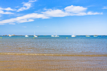 Similar image 1326425