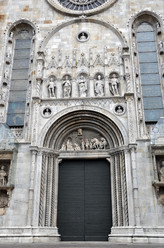 Similar image 1326812