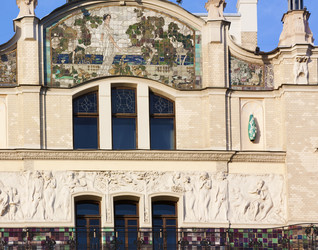 Similar image 1355914