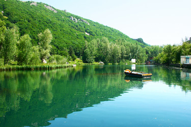 Similar image 1356125