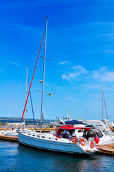 Similar image 1377375