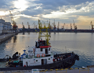 Similar image 1396543