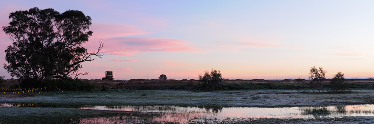 Similar image 1401276