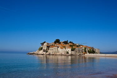 Similar image 1451135