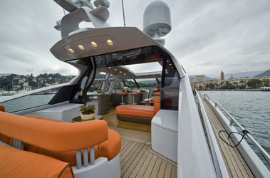 Similar image 1507162