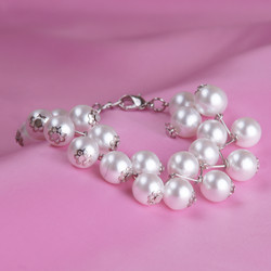 Similar image 1551769