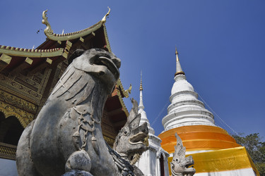 Similar image 1556075