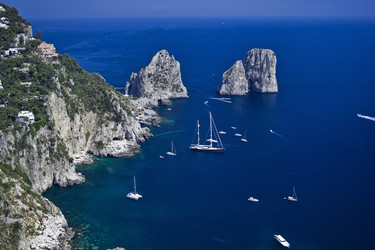 Similar image 1557904