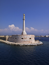 Similar image 1559381