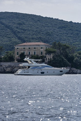 Similar image 1559757