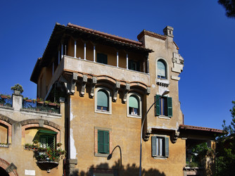 Similar image 1559942