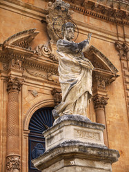 Similar image 1560338